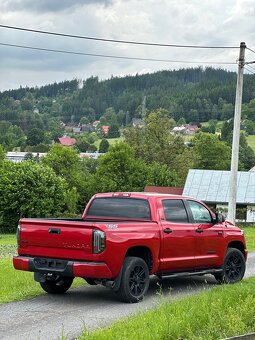 Toyota Tundra 5.7 - 5