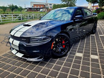 Dodge charger 6.2 hemi srt Hellcat 527kw, DPH, ČR - 5