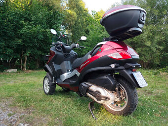 Prodám Piaggio MP3 400 LT červená metalíza - 5