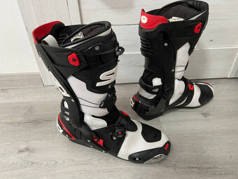 Dainese,Alpinestars,Ducati,Sidi - 5