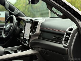 DODGE RAM 1500 5,7 HEMI BLACK WIDOW odpočet DPH - 5