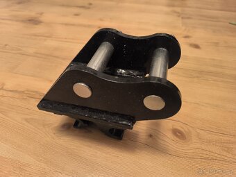 Rychloupínák pro minibagr do 2 tun - 5
