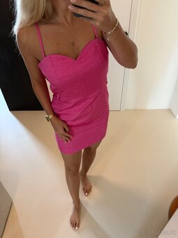 DomovskáŽenyOblečeníŠatyMini šatyH&M Mini šaty Předměty v to - 5