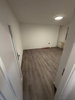 Byt 1+kk Pardubice Polabiny - 5