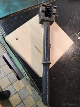 Orovnávač brusných kotoučů - 5