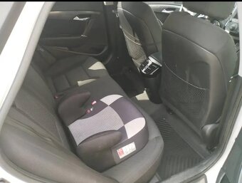 Prodám Hyundai I40 diesel, automatická verze - 5