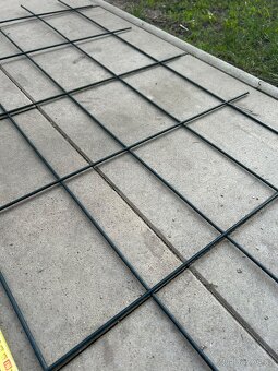 Mřížka pro popínavou rostlinu - 5