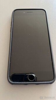 Apple iPhone 7, 32GB černý - 5