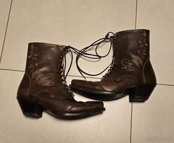 Westernove boty Rosie Stars - 5
