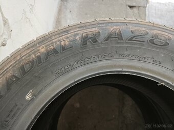 Pneu 215/65 r16c Hankook
1 200 Kč - 5