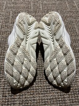 7x Dámské běžecké sportovní boty Hoka - 5