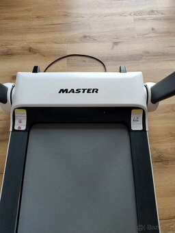 Běžecký pás Master F12 - 5