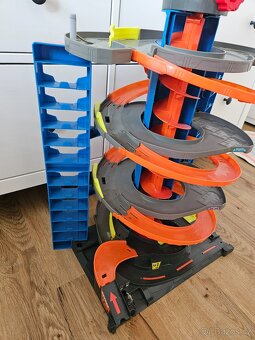Hot Wheels Mega garáž - 5