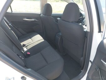 Toyota Auris 1.4 D-4D m.2013 jen 159000km - 5
