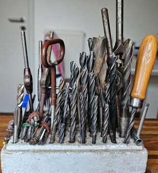 Sada HSS vrtáků, NAREX závitníků, oček s vratidly, fréz165ks - 5