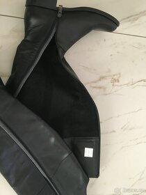 Kozačky dámské kožené Baldaccini mušketýrky 38 - 5