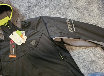 ŠPIČKOVÁ IZOLAČNÍ BUNDA DYNAFIT PC 6300,- - 5