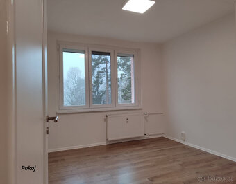 Pronájem bytu 2+kk s lodžií, 43m2, Hrádek, Ke Stadionu - 5