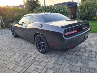 Dodge Challenger RT 5,7 Hemi 2023 Alcantara , DPH - 5