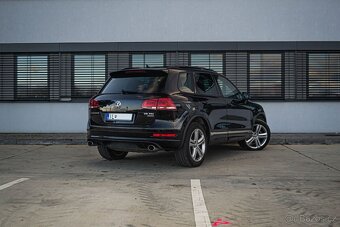 Volkswagen Touareg II 3.0 V6 TDI 240k R-Line - Aj na splátky - 5