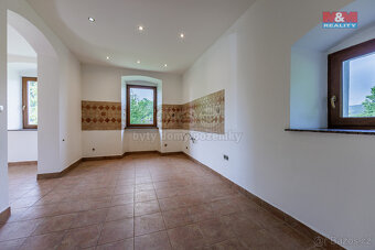 Prodej penzionu, 304 m², Hluboký, Ostrov - 5