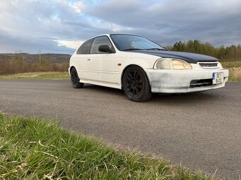 Honda Civic 6G - 5