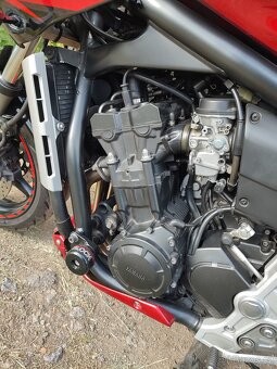 Yamaha FZS 1000 - 5