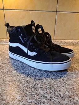 Kotníkové boty Vans - vel. 40,5 - 5