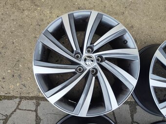 18"alu sada Perseus 5x112 origo Škoda Octavia 4 RS Golf 8 - 5