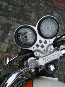 Triumph Bonneville T100 - 5