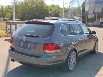 Volkswagen Golf, 2,0TDi AUTOMAT EXCLUSIVE rok 2010 - 5