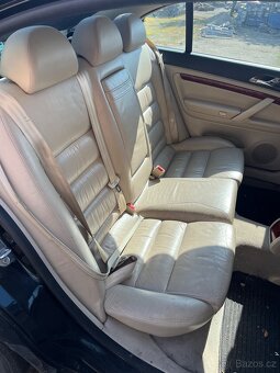 Interiér Superb 1 - 5