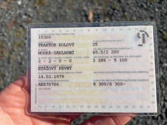 Traktor Zetor 6911 - 5