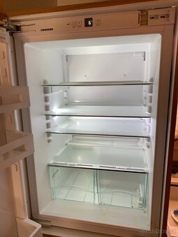 Vystavna lednice Libherr 159l - 5