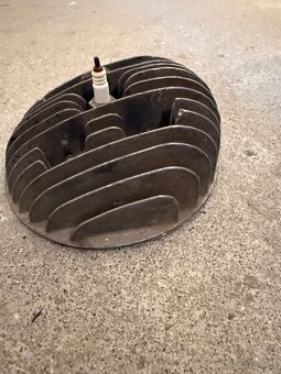 Hlava válce čz 250/455 - 5