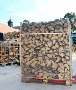 Palivové dřevo - skládané v paletách - 5