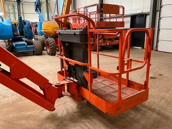 PRACOVNÍ TERÉNNÍ KLOUBOVÁ PLOŠINA JLG 600 AJ - 5