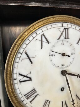Hodiny biedermeier. - 5