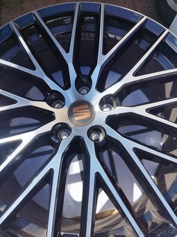 Leon Cupra R19 ET50 performance - 5