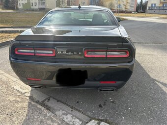 Dodge Challenger V8 5,7 R/T automat - 5