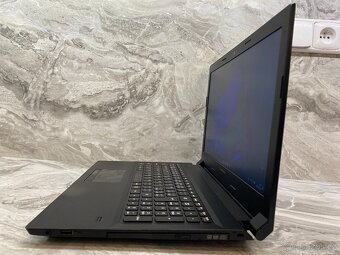 Notebook Lenovo Essentials, 8GB, SSD, Win11 - 5