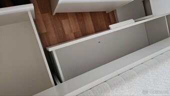 Prodám postel + rošty + matrace BRIMNES 180x200 - 5