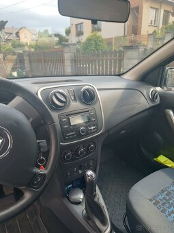 Dacia Sandero stepway 2 - 5