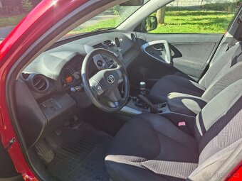 Toyota RAV4 2.2D4D 2008 - 5
