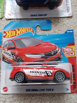 Hot wheels Honda Civic type r, Toyota gr86, custom kia - 5