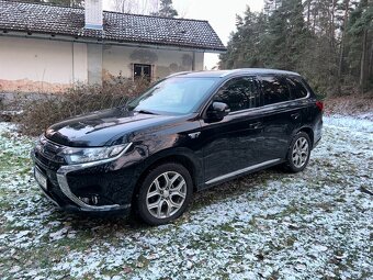 Mitsubishi Outlander PHEV 2015 (hybrid) Instyle - 5