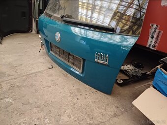 Páté dveře - Škoda Fabia ( modrá, zelená ) - 5