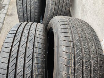 17"zánovní letní pneu Michelin 215/55/17 6000Kč/4ks - 5