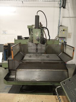 Frézka FNG 40 CNC - 5