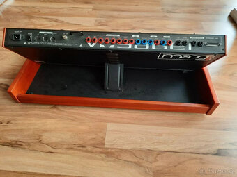 Minimoog Voyager Lunar Cherry, použité, dobrý stav - 5